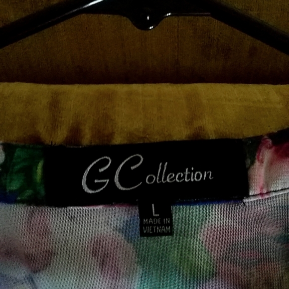 Sleeveless flower blouse - Picture 3 of 3